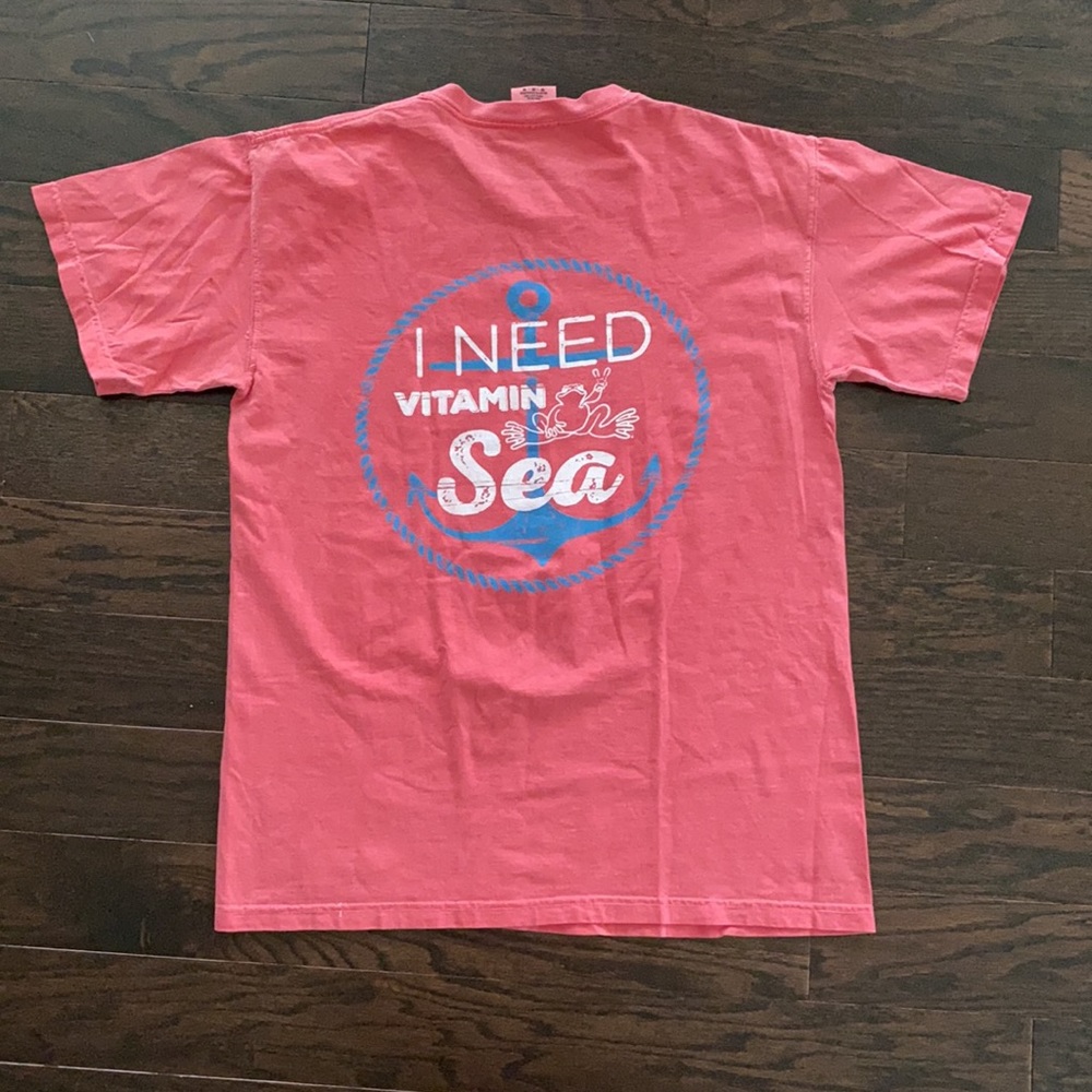Peace Frogs I need Vitamin Sea Tee